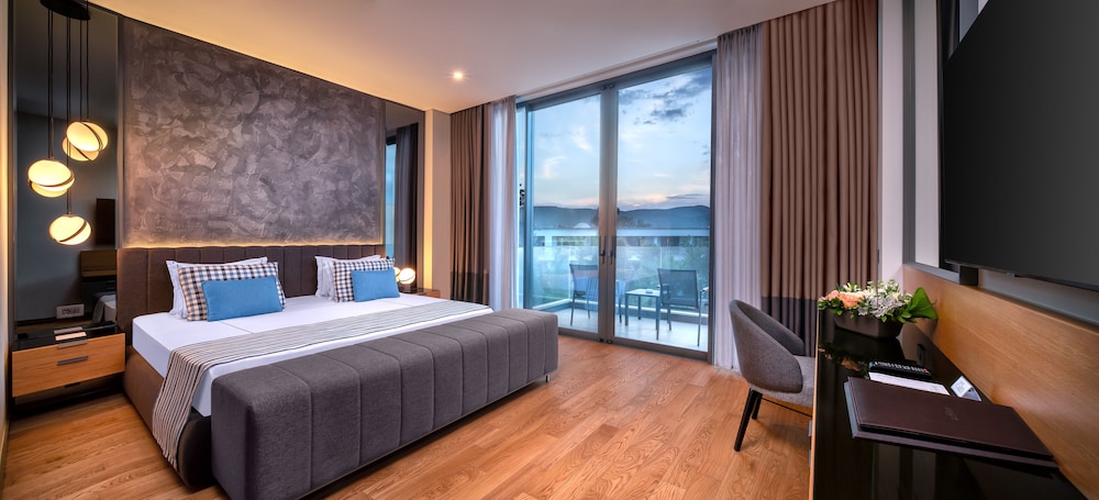 Selectum Luxury Door’a Bodrum - Image 33