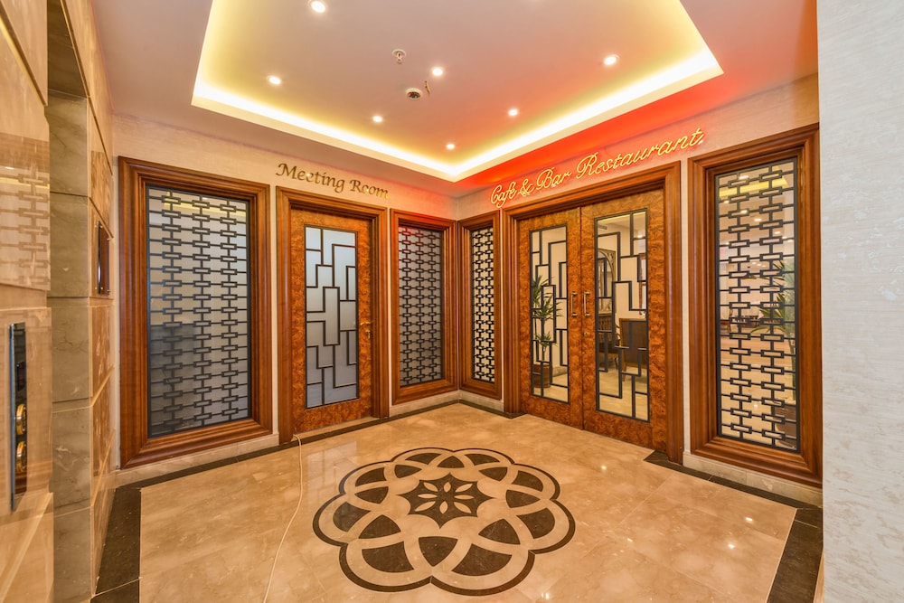 Glorious Otel - Image 52