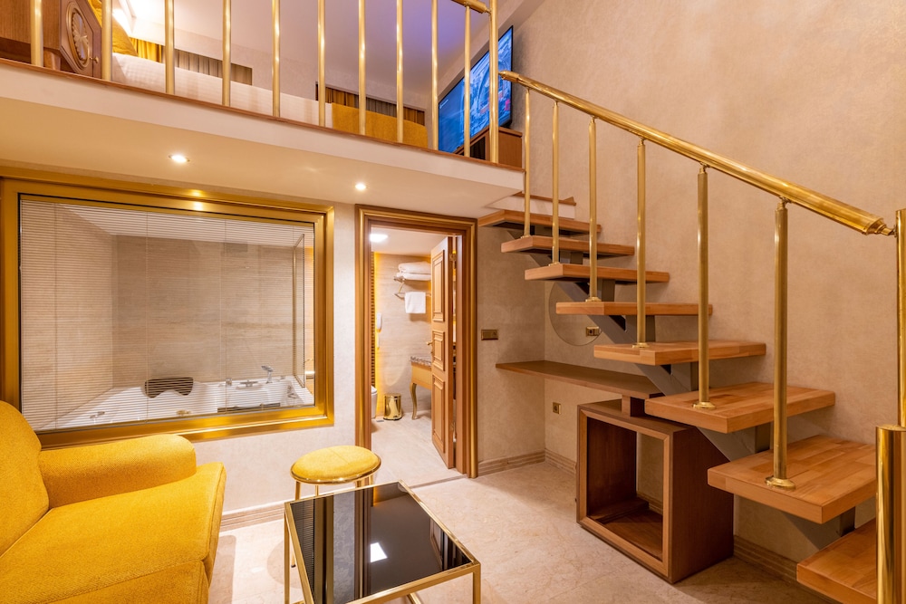 Wyndham İstanbul Eski Şehir - Image 11