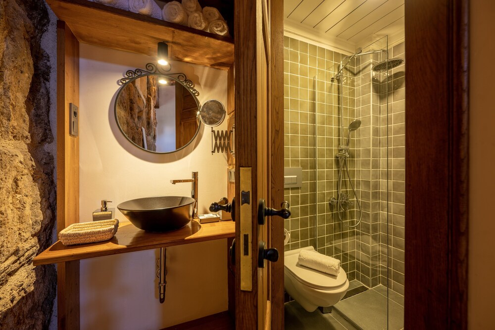 Route Otel Kaleiçi - Image 55