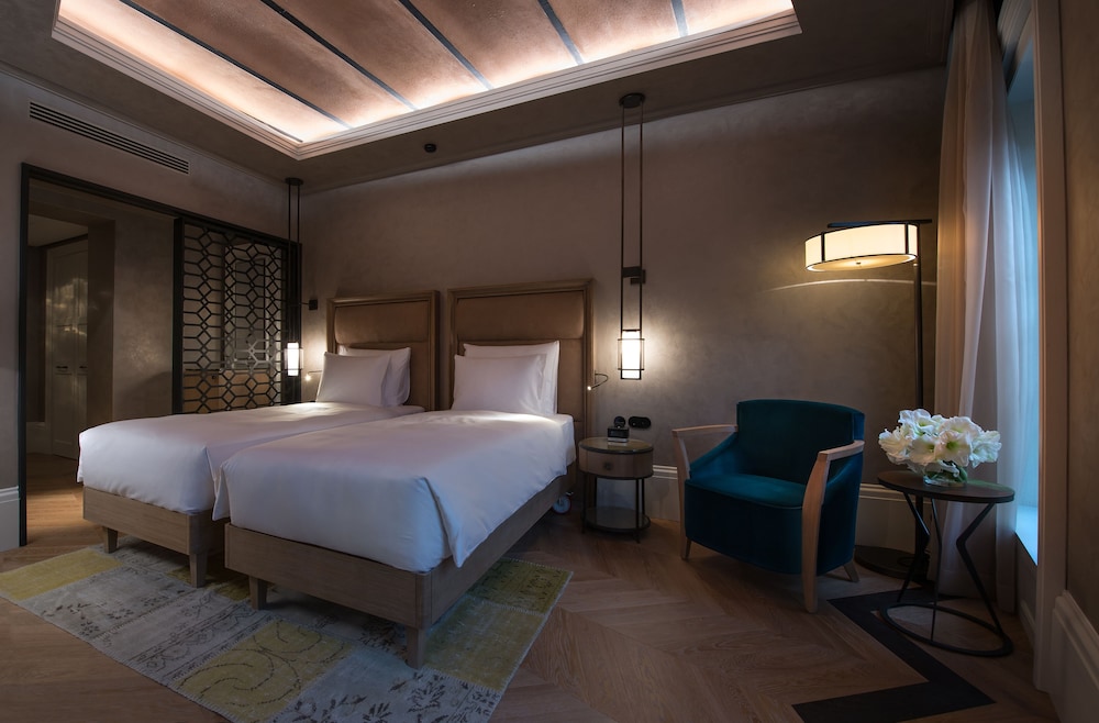 10 Karakoy İstanbul - Özel Sınıf - Image 19