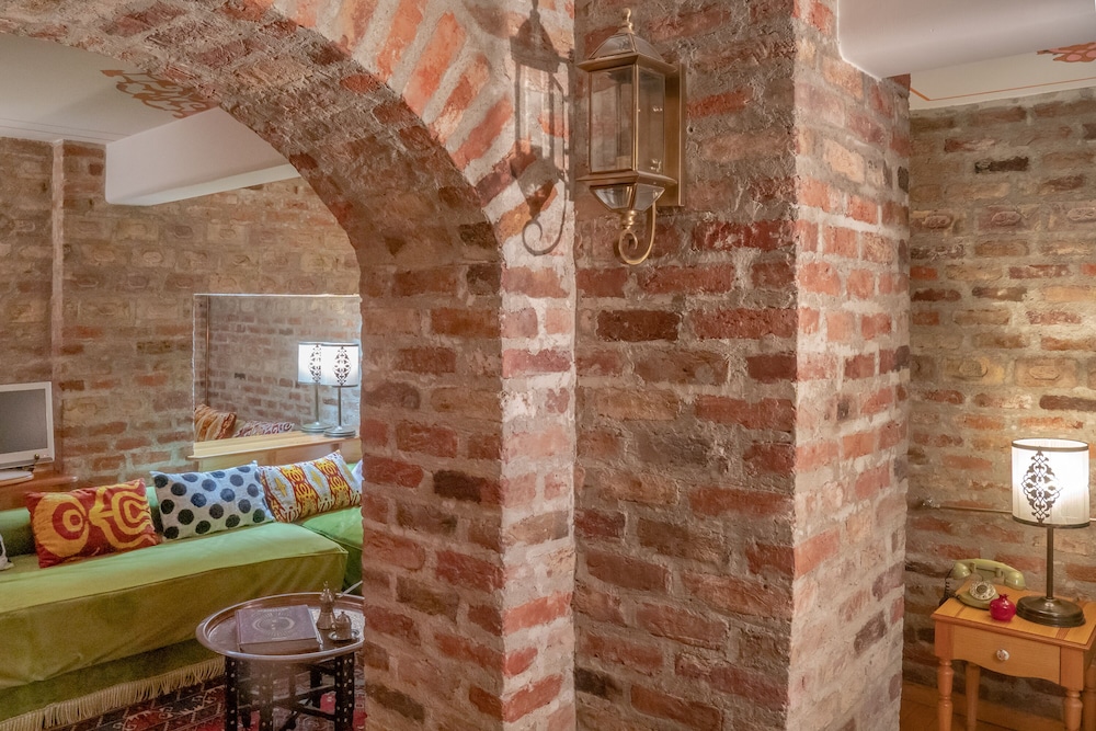 Niles Otel İstanbul - Özel Sınıf - Image 50
