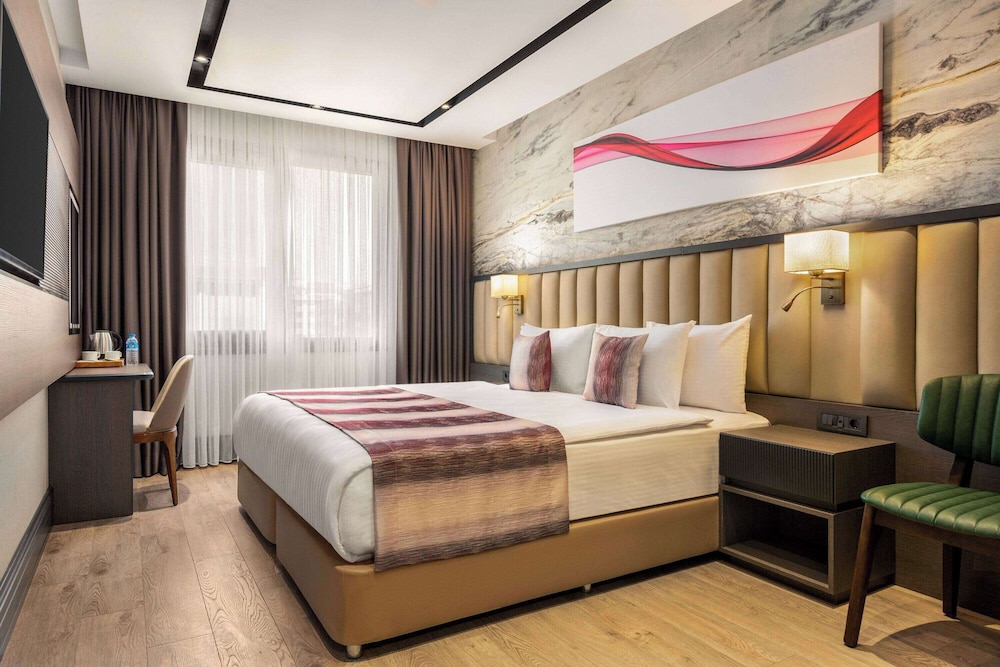 Ramada by Wyndham İstanbul Ümraniye - Image 23