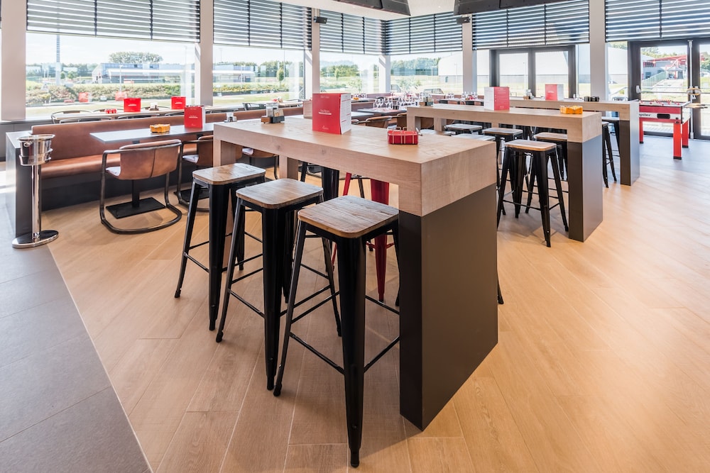 Alice Hotel Antalya - Image 17