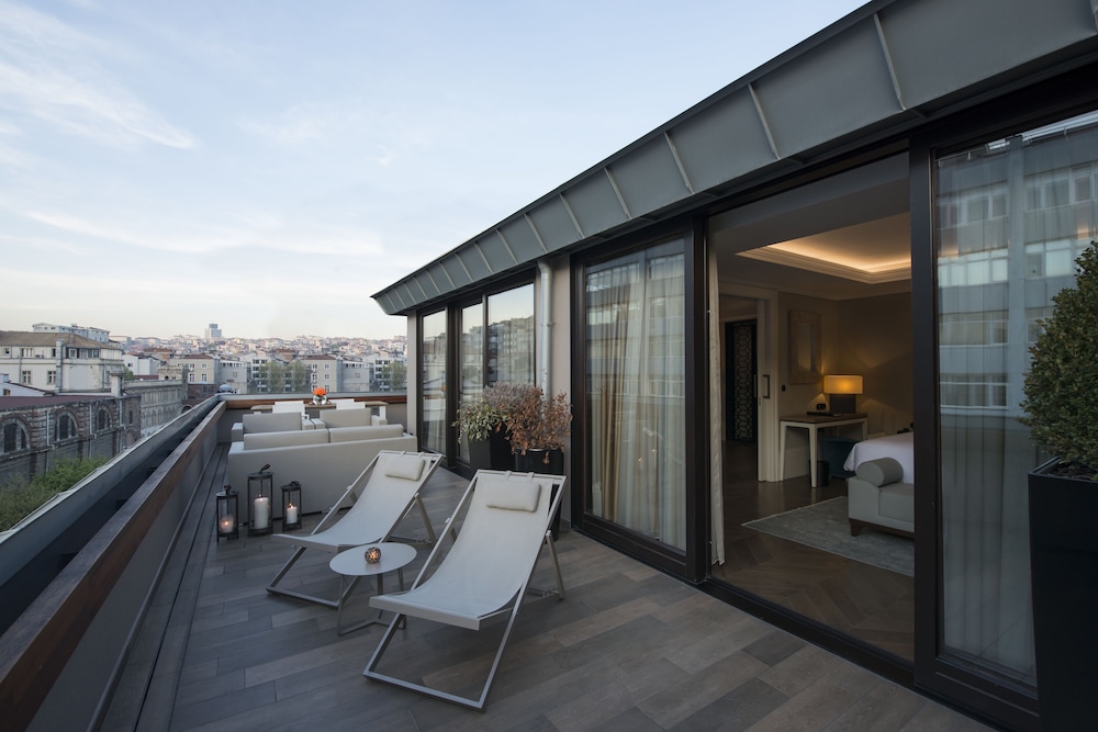 10 Karakoy İstanbul - Özel Sınıf - Image 33