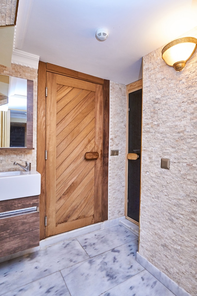 Amber Otel - Özel Sınıf - Image 31