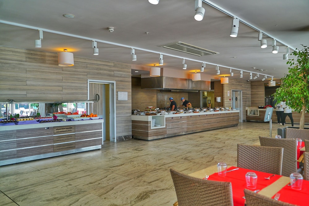 Delta Hotels by Marriott Bodrum - Image 28