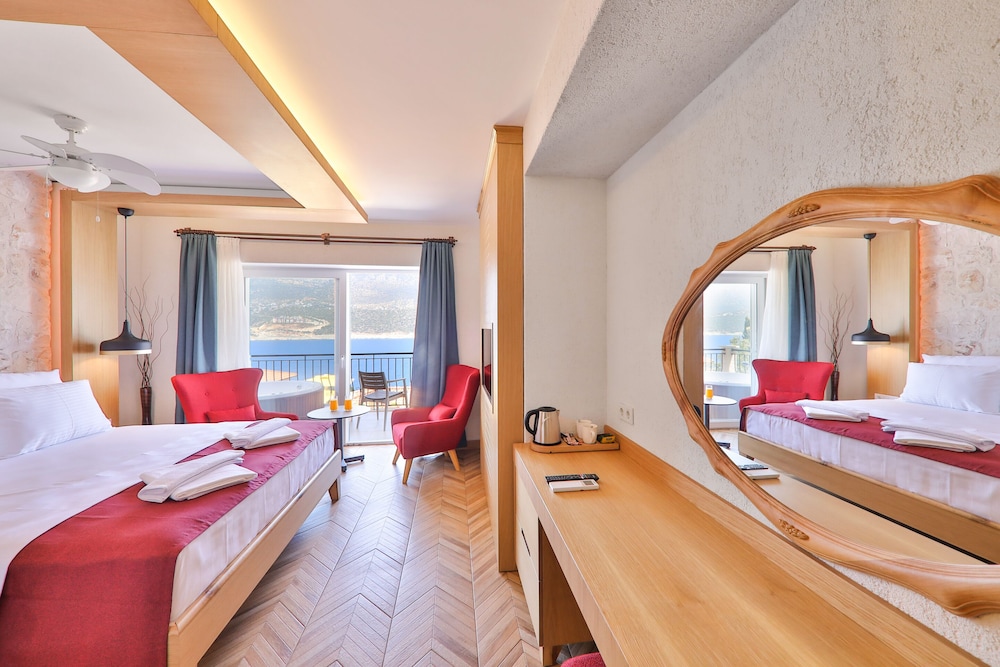 Atalante Hotel - Image 16