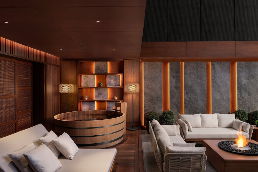 The Ritz-Carlton, İstanbul - Image 10