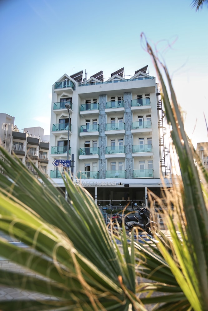 B&B Yüzbaşı Beach Otel - Image 35
