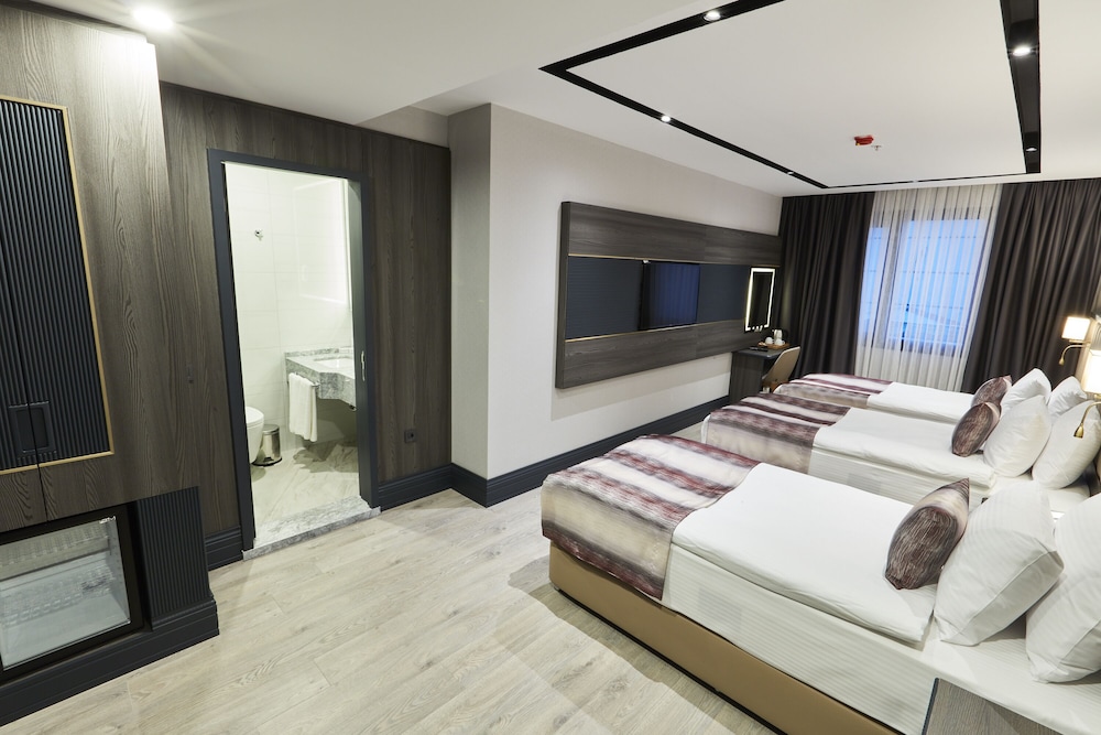 Ramada by Wyndham İstanbul Ümraniye - Image 8