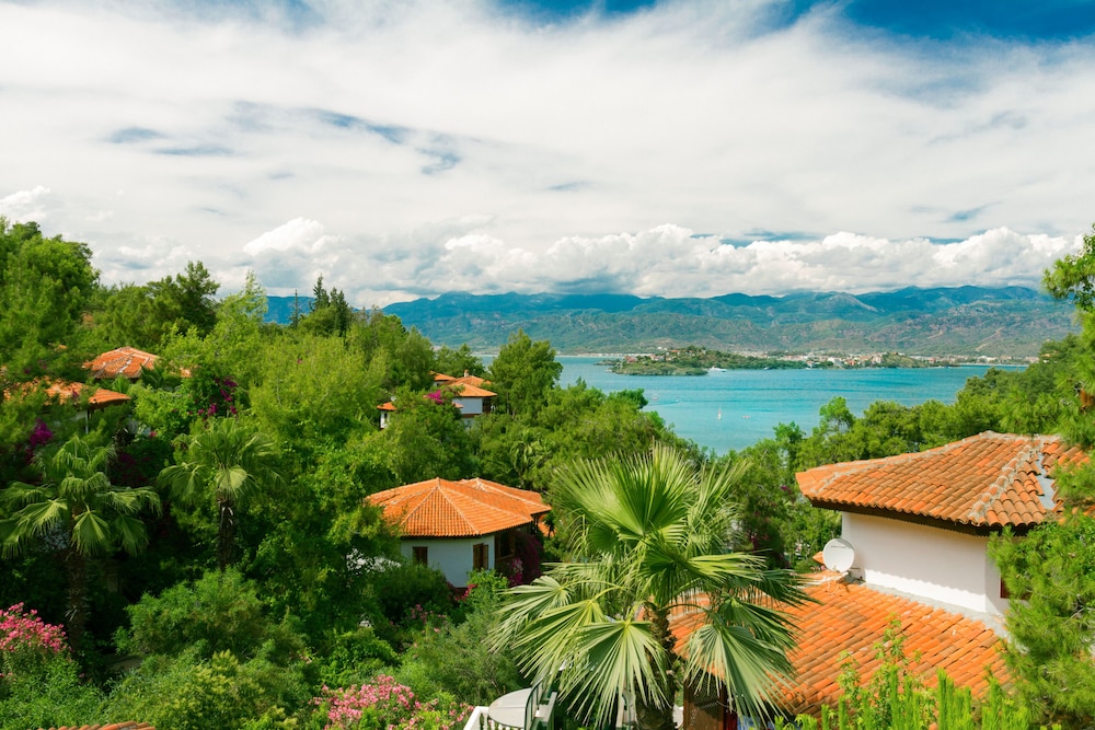 Club & Otel Letoonia - Image 40