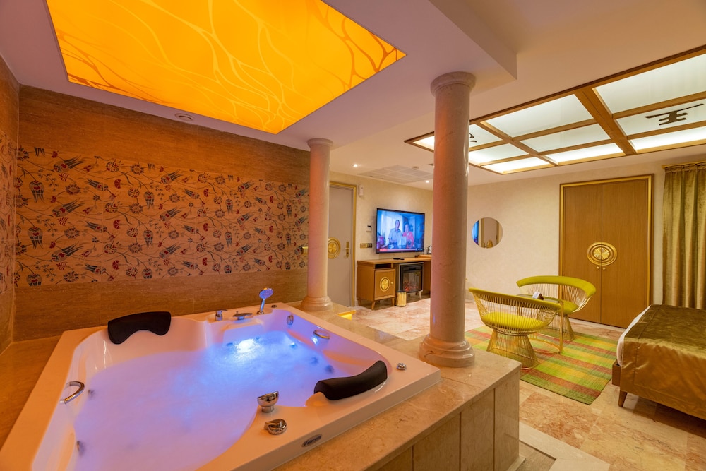 Wyndham İstanbul Eski Şehir - Image 12