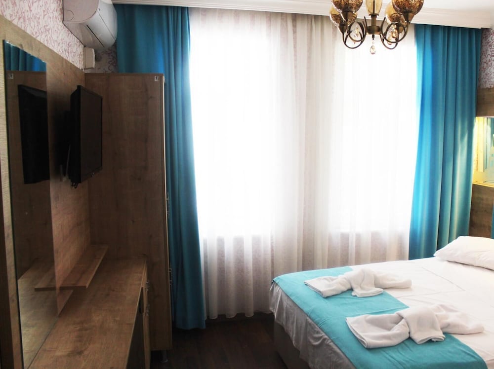 Megaron Hotel - Image 21