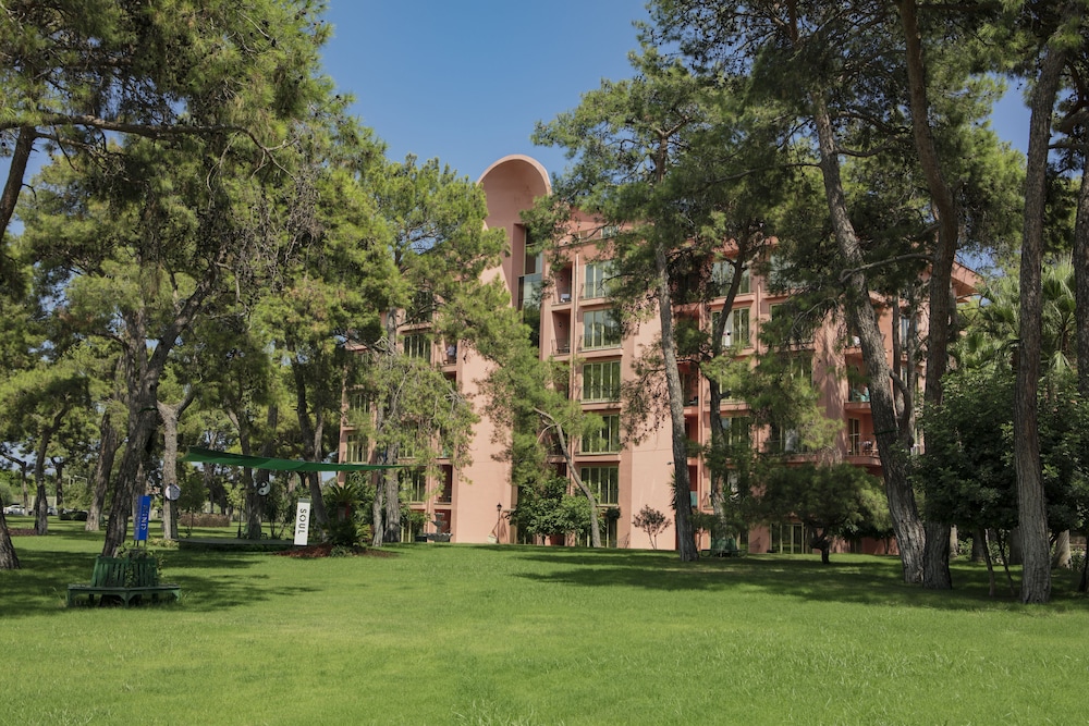 Asteria Kemer Tatil Köyü - Image 23