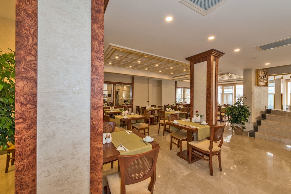 Glorious Otel - Image 39