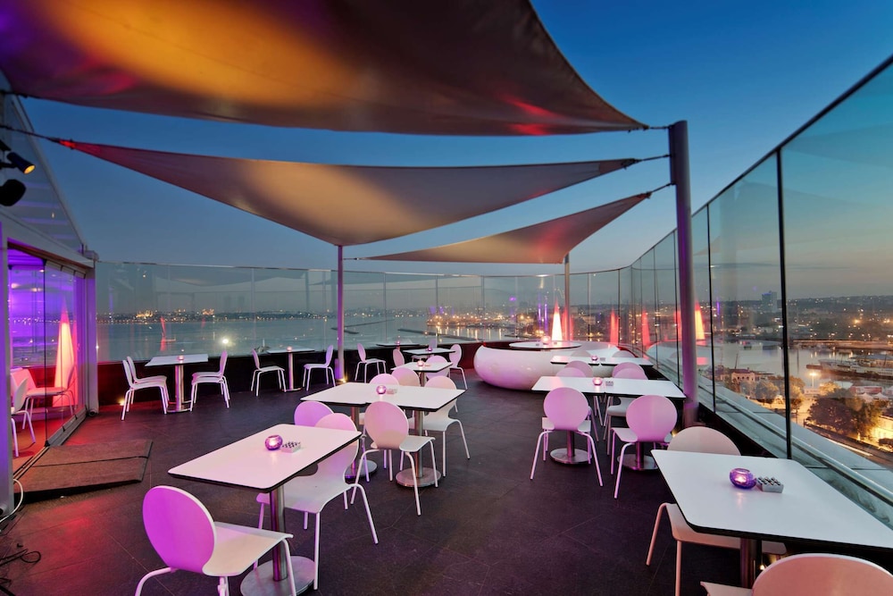 Doubletree by Hilton İstanbul Moda - Image 105