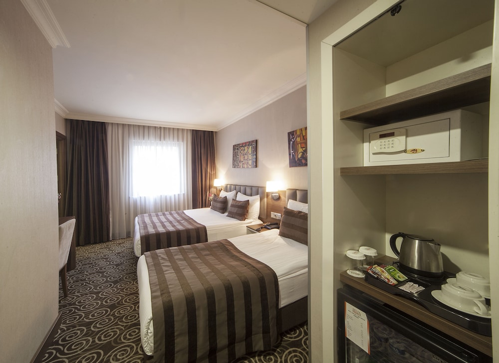 Delta Hotel Istanbul - Image 16