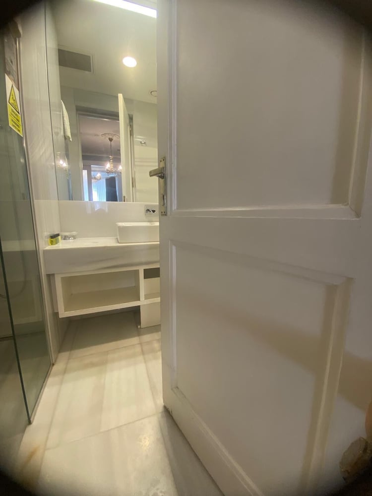 Lina Otel Taksim Pera - Image 35