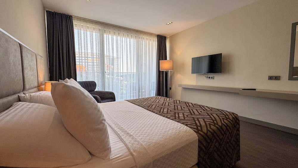 Alice Hotel Antalya - Image 30