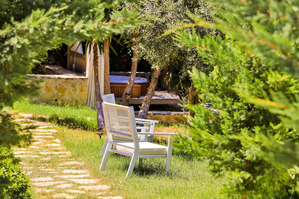 Atalante Hotel - Image 69