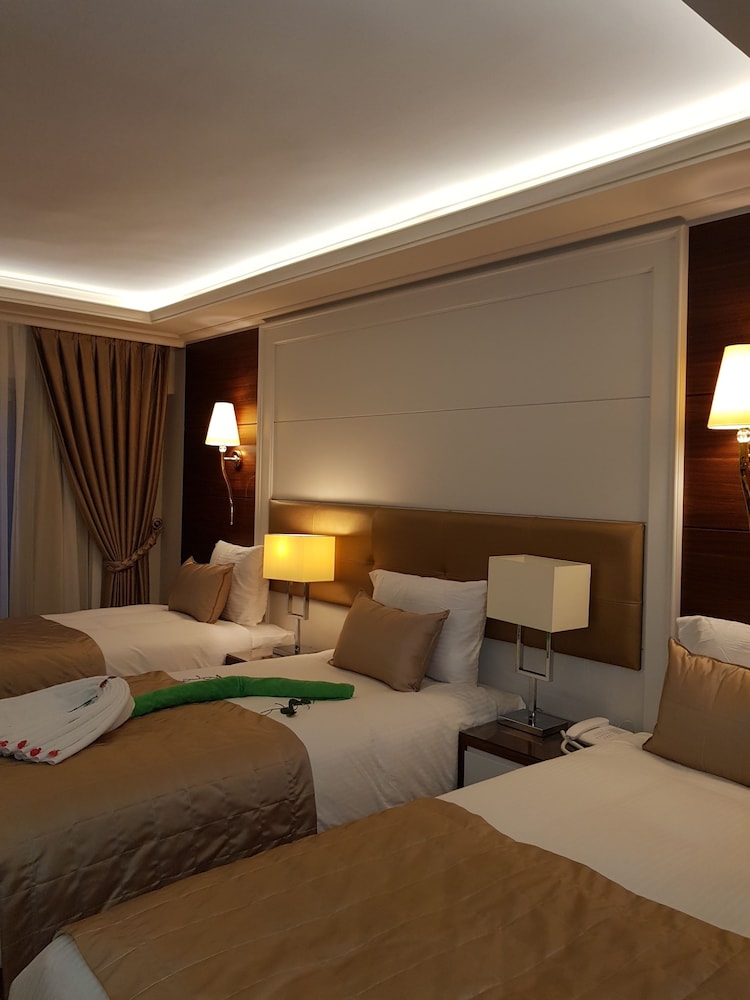 Grand Marcello Otel - Image 25
