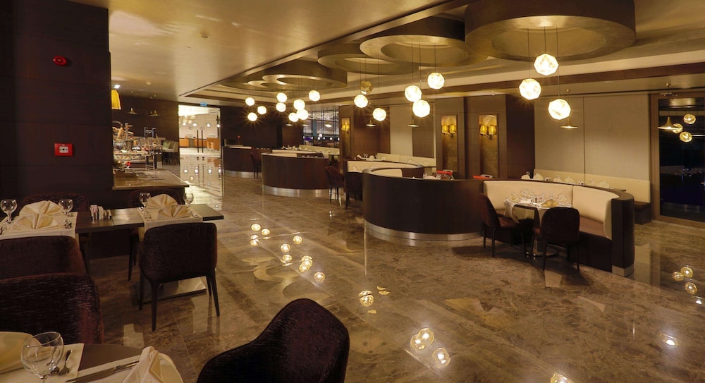 Grand Harilton Hotel - Image 38