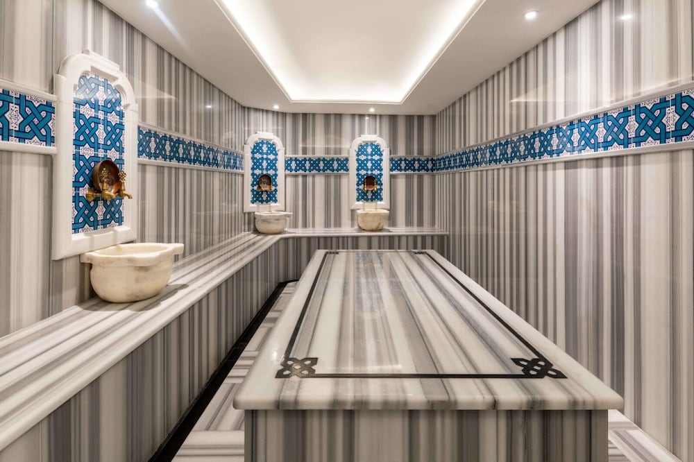 Genova Hotel - Image 58