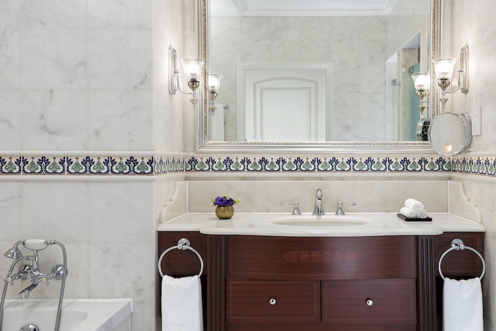 The Ritz-Carlton, İstanbul - Image 70