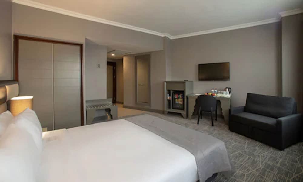 Taksim Square Otel - Image 35