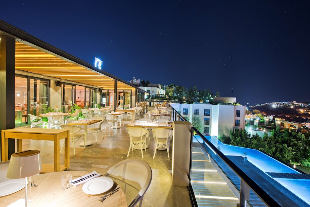 Ramada Resort by Wyndham Bodrum - Image 99