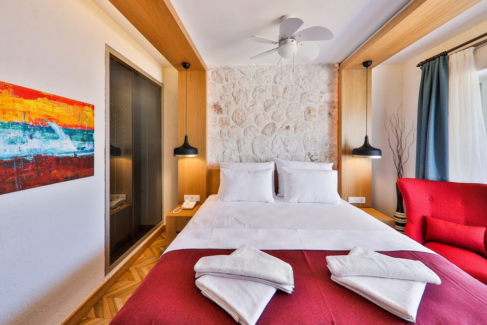 Atalante Hotel - Image 7