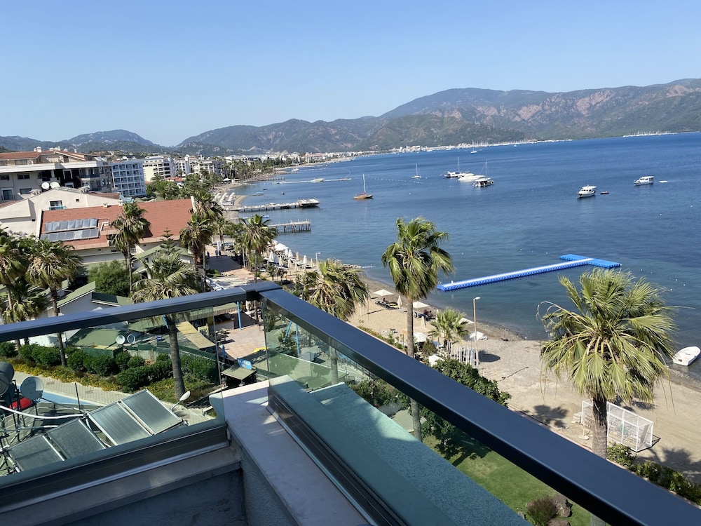 B&B Yüzbaşı Beach Otel - Image 15