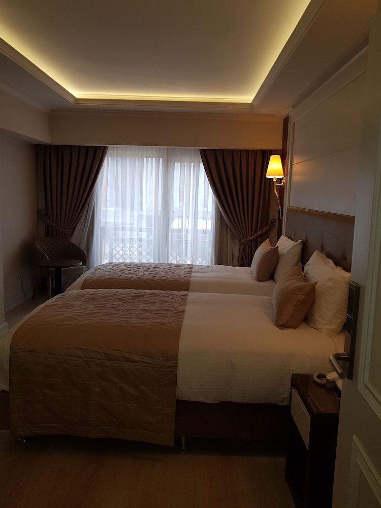 Grand Marcello Otel - Image 31