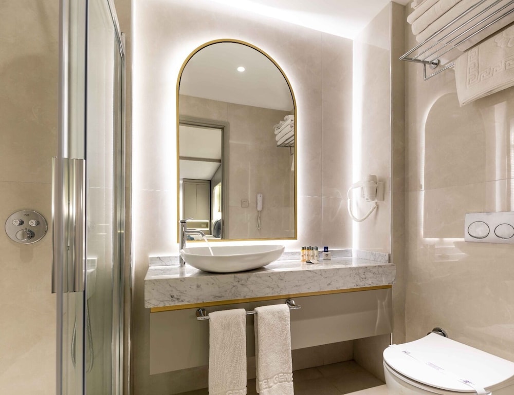 Genova Hotel - Image 56