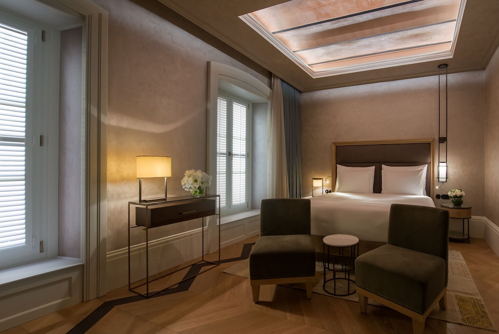 10 Karakoy İstanbul - Özel Sınıf - Image 16