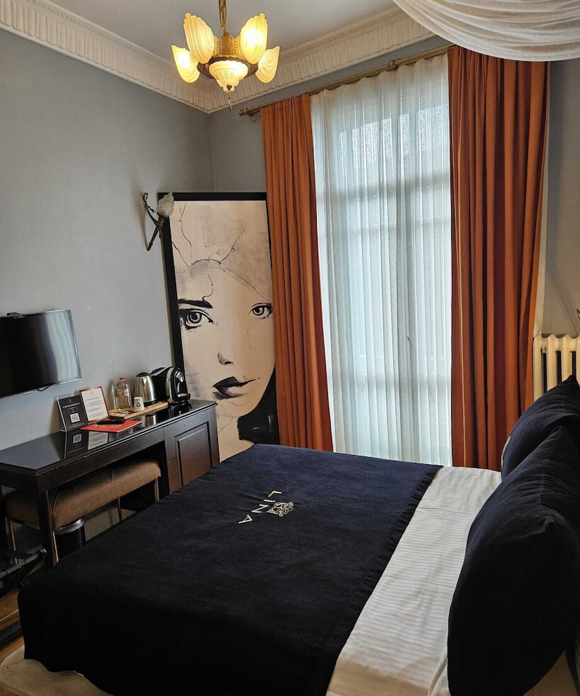 Lina Otel Taksim Pera - Image 20