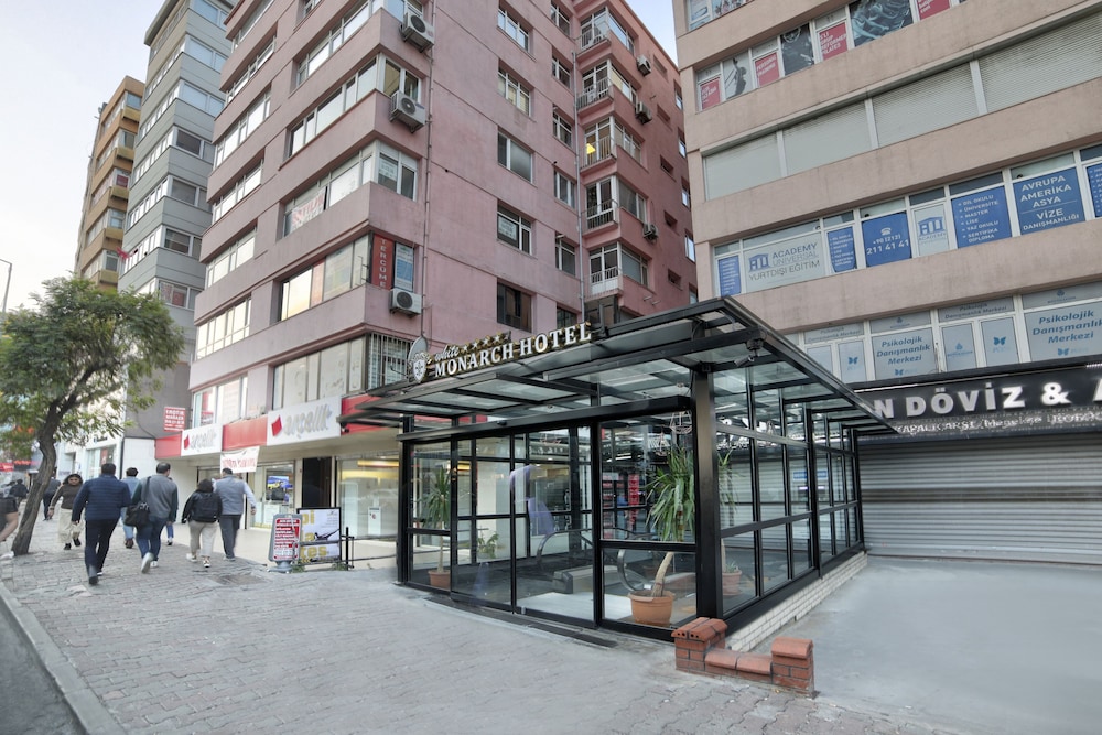 Beyaz Monarch Otel - Image 47