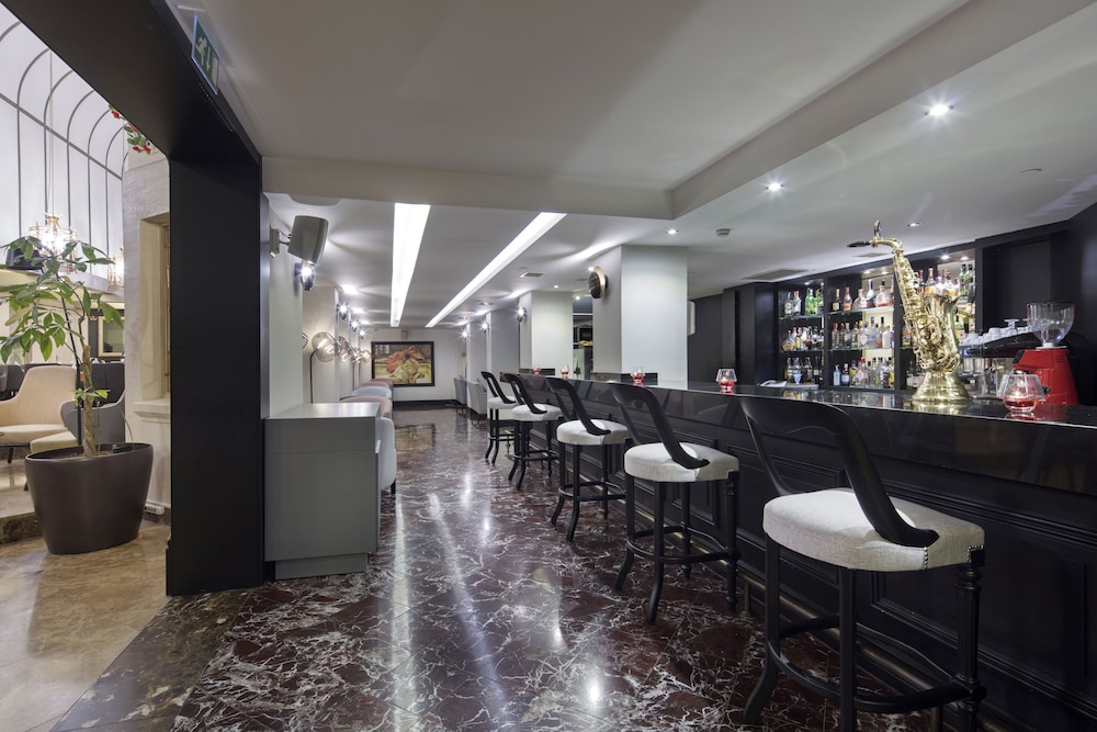 Crowne Plaza İstanbul - Eski Şehir by IHG - Image 9