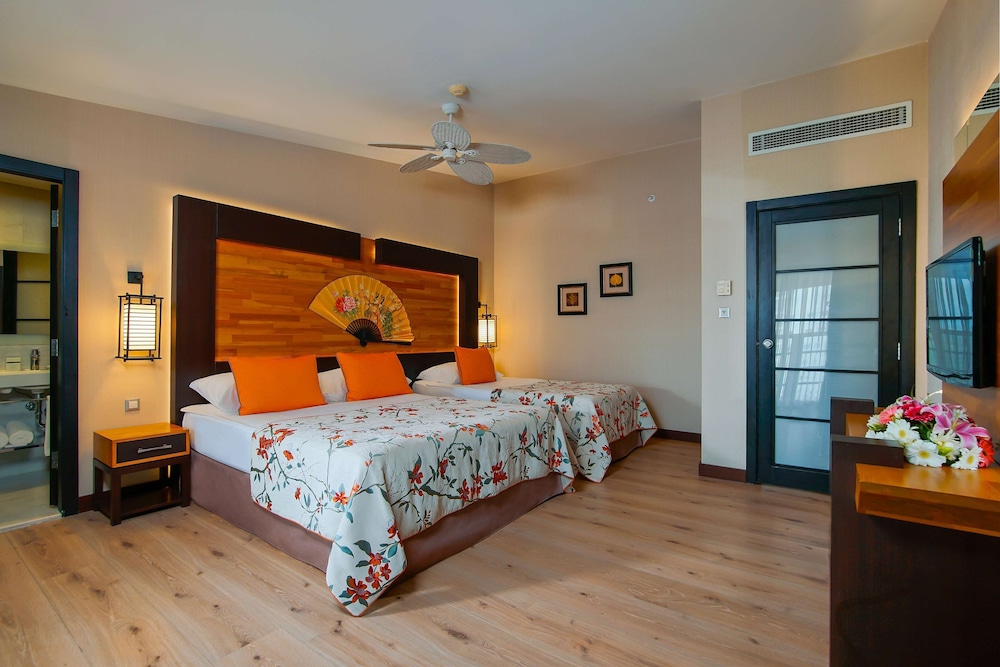 Limak Lara De Luxe Otel - Her Şey Dahil - Image 58