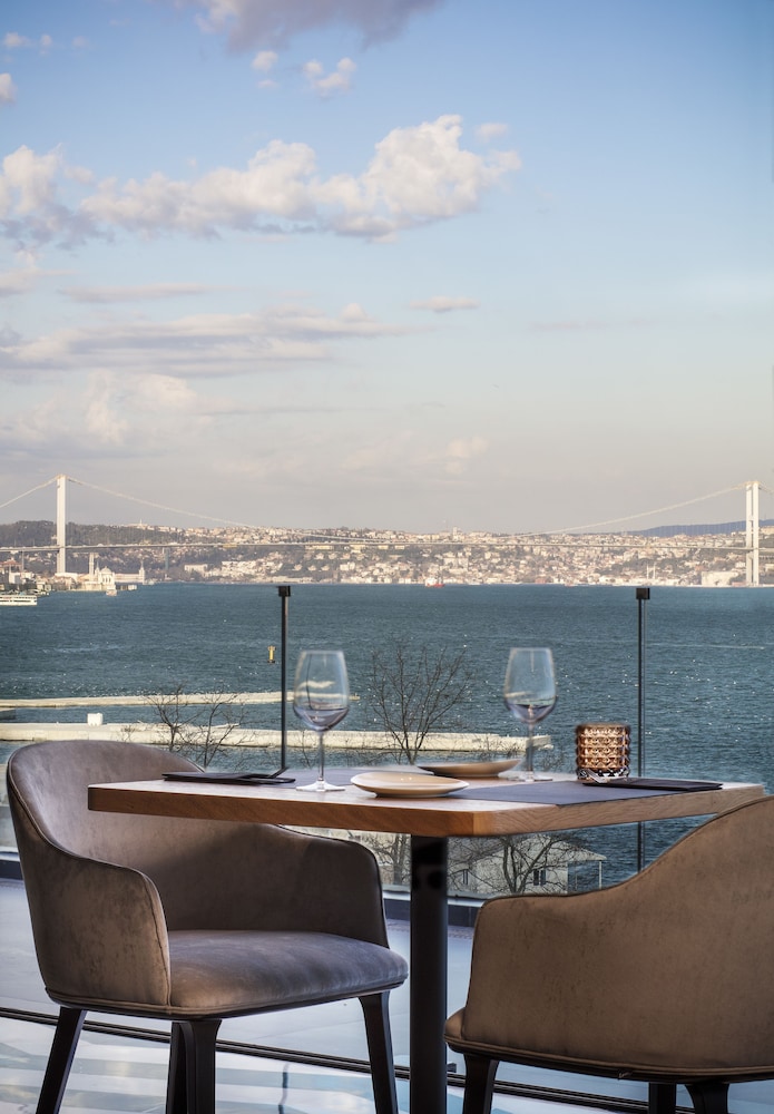 Metropolitan Otelleri Bosphorus - Image 79