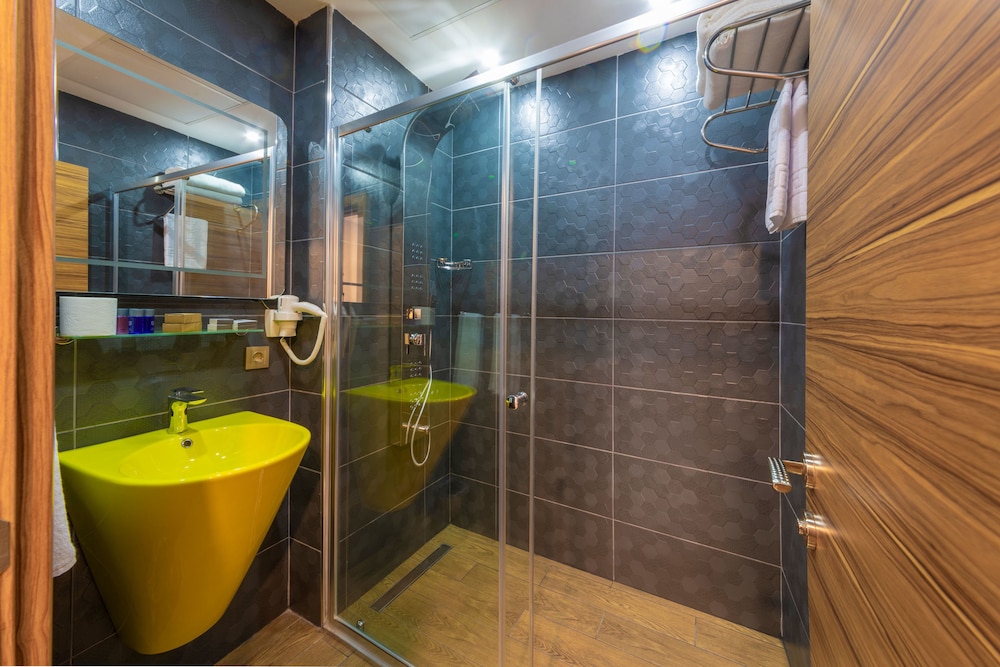La Wisteria Butik Otel İstanbul - Image 37