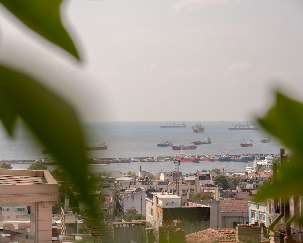 Niles Otel İstanbul - Özel Sınıf - Image 7