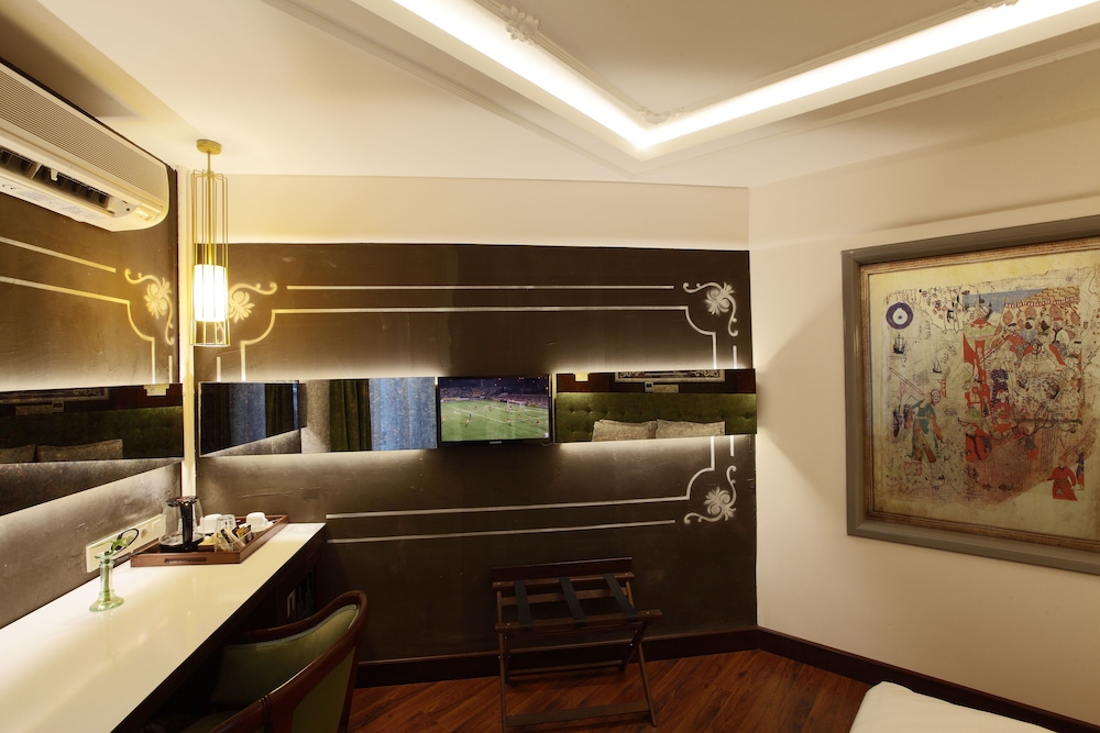 Niles Otel İstanbul - Özel Sınıf - Image 39