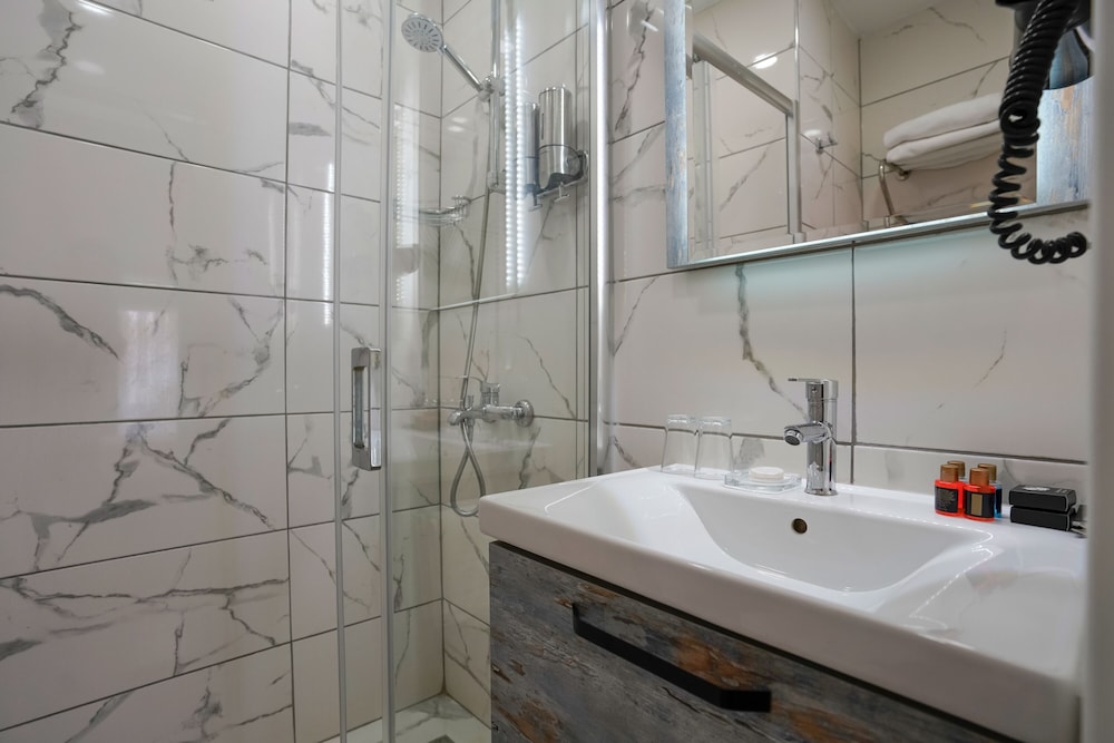 Faros Otel Taksim - Image 20