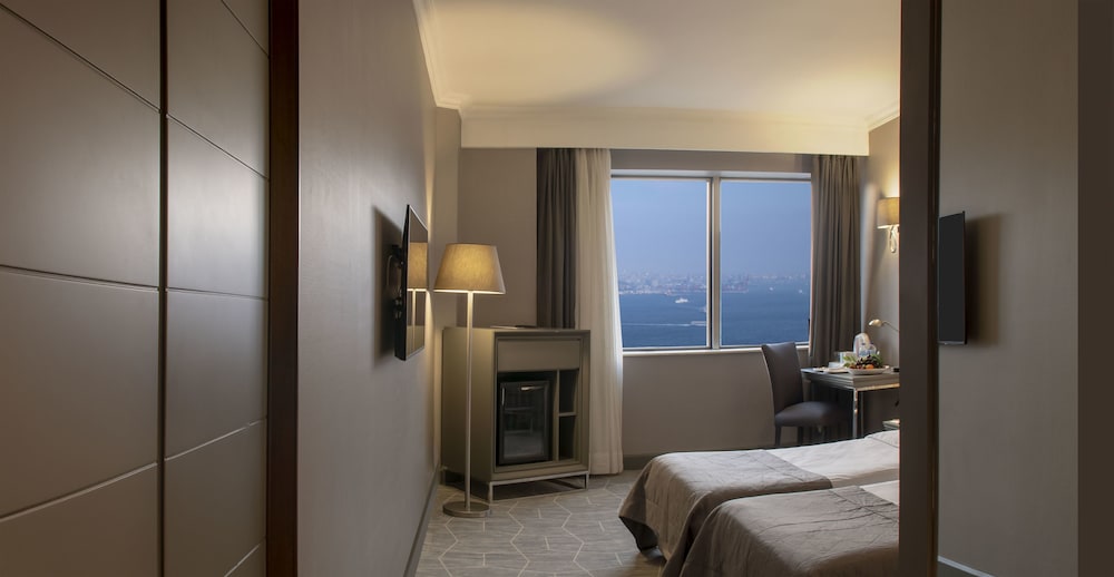 Taksim Square Otel - Image 12