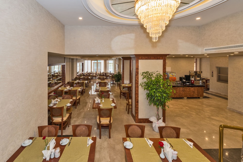 Glorious Otel - Image 37