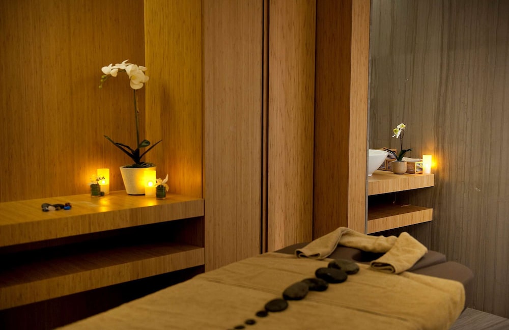 Doubletree by Hilton İstanbul Moda - Image 8