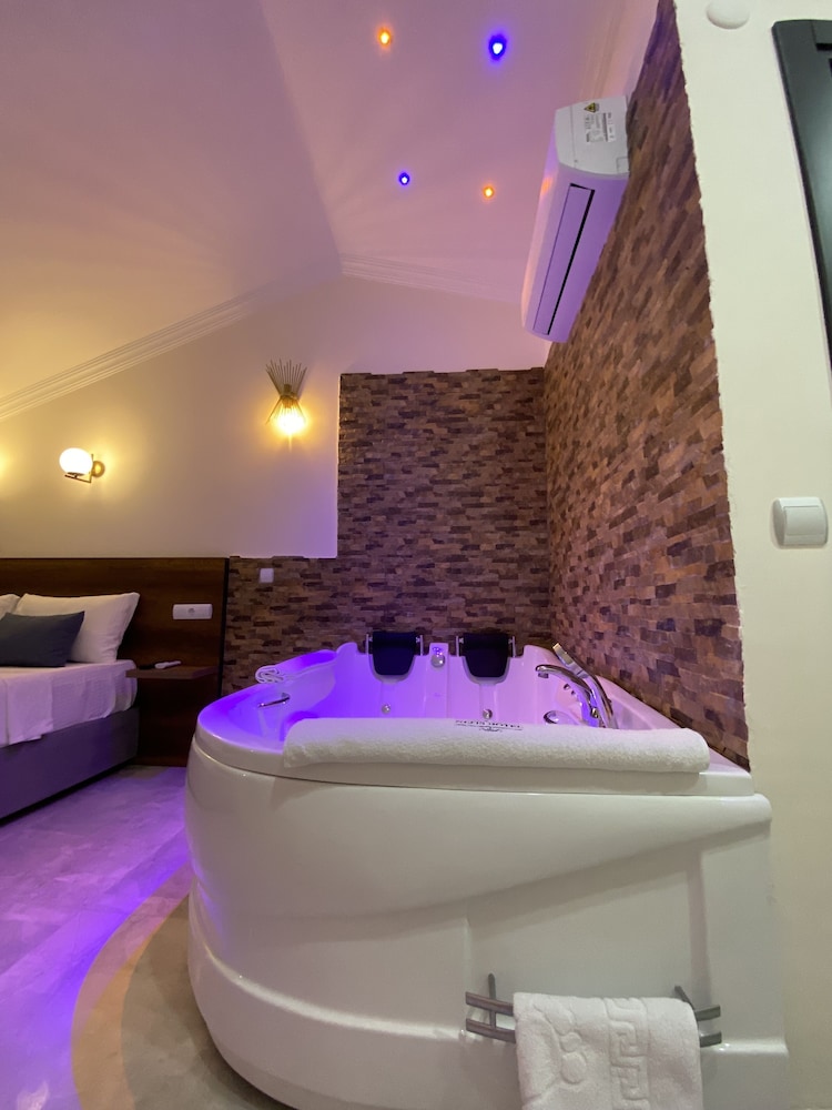 Nefis Hotel Oludeniz - Image 59