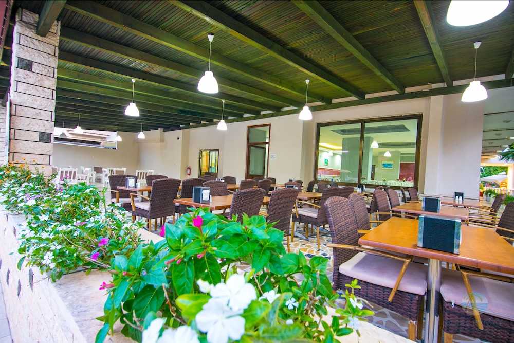 Hotel Private - Image 22